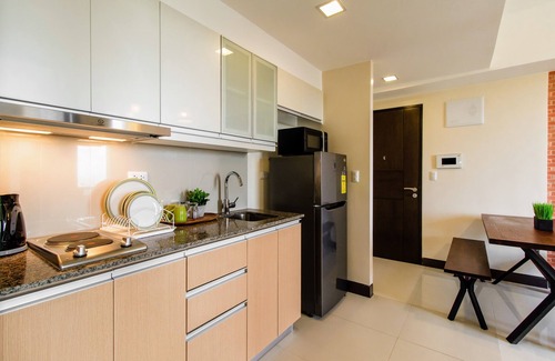 Pinagsama Apartment | Viceroy 3 Mckinley Hill BGC