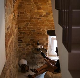 Costigliole d'Asti Apartment | Vicolo Al Castello - Langhe e Monferrato Suites