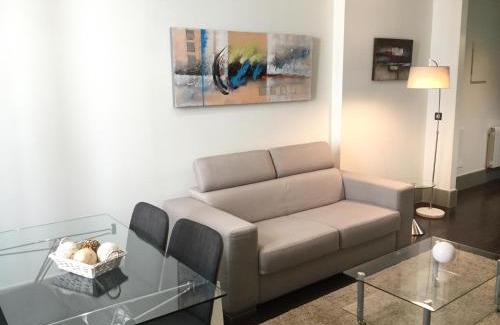 Chueca Apartment | Victor Hugo 4 dcha 2E by Forever Rentals