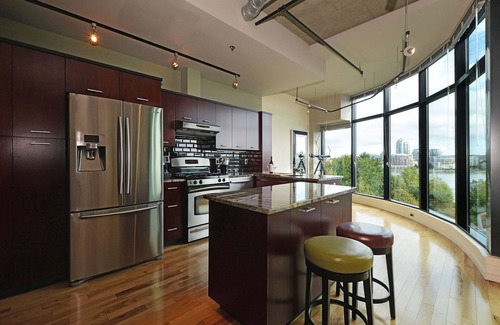 James Bay Condo | Victoria Inner Harbor Luxury with Stunning Ocean Views