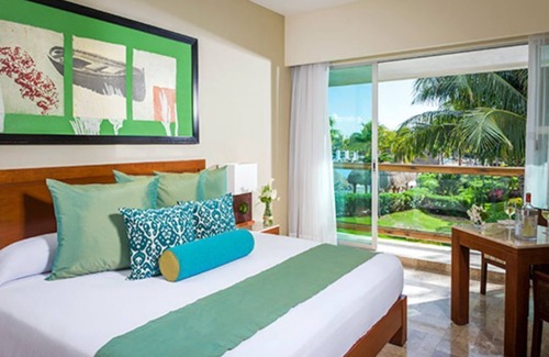 Gonzalo Guerrero Hotel | Vidanta-Beautiful one bedroom- gated/secured Resort- JUNGALA Water park!