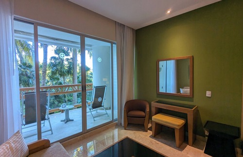 Villa Juarez Hotel | Vidanta Grand Mayan 5-Star Resort Studio