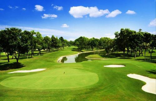 District 9 Villa | Vietnam Golf - Lake View Villas