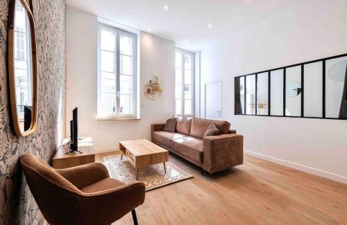 Prefecture Apartment | VIEUX PORT, FÉRREOL 6ème, appartement 8 personnes