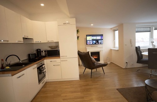 Favoriten Apartment | View above Vienna | DG6