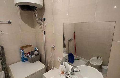 Qender Apartment | View Apartment