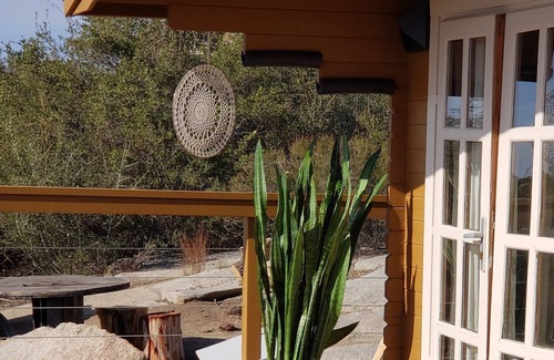 Ramona Cabin | View from The Lookout: A Restorative Getaway in the San Diego Back/WineCountry