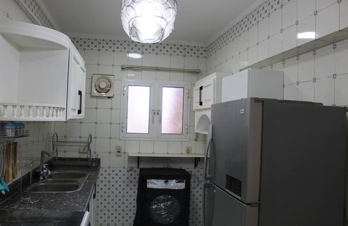 Oula Apartment | View Great pyramids & Egyptian Museum; a 10 min walk & 1.7 km 2 Great Pyramids.