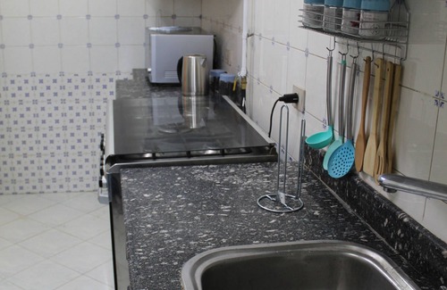 Oula Apartment | View Great pyramids & Egyptian Museum; a 10 min walk & 1.7 km 2 Great Pyramids.