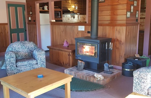 Merrijig House | View Mount - Families and small groups