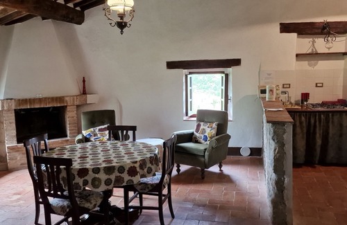 Vivo dʼOrcia Apartment | View of Monte Amiata for 3 guests Agriturismo La Piaggia - Vivo d'Orcia