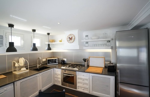 Cap Martinet Villa | Views, comfort & relax in a great location