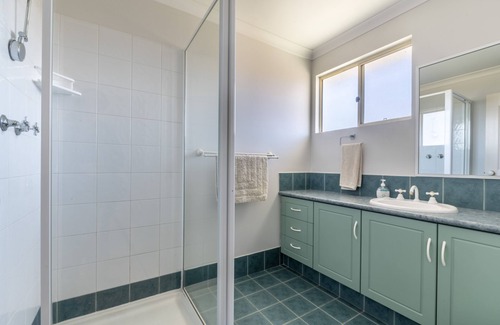 Seabird House | Views for ever at seabird.