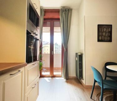 Dergano Apartment | Vignati 10 House - 140mq - MM3 Affori Centro