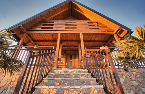 Canton 10 House | Vikendica Ivana