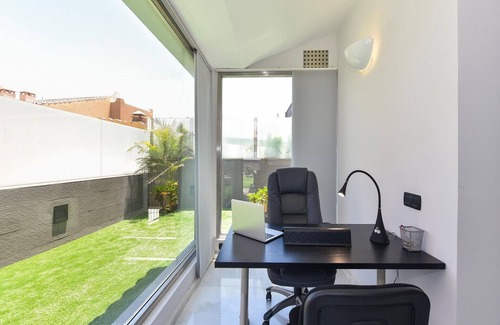 Costa Meloneras Villa | Villa Meloneras Deluxe| Luxury Retreat in Gran Canaria | Private Heated Pool |.