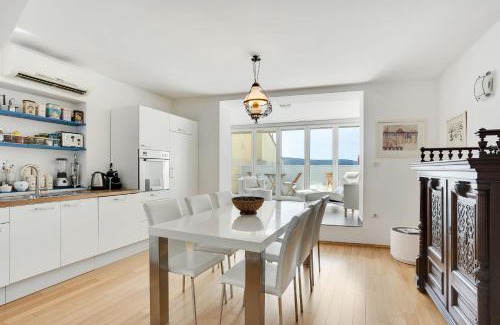 Izola Villa | Vila Adriana