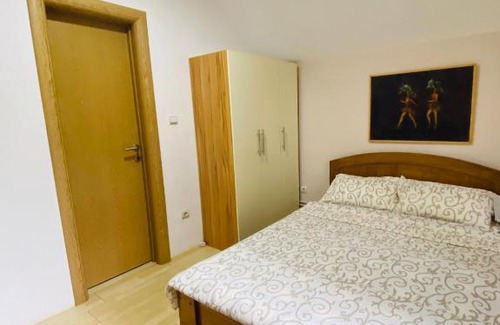 Veliko Gradiste House | VILA BOROVA 1