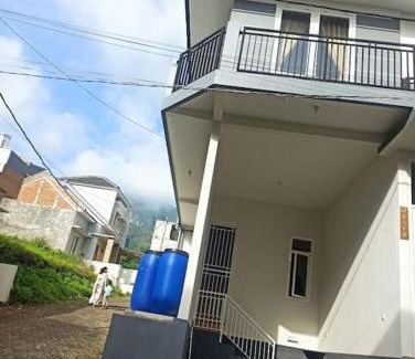 Oro Oro Ombo House | Vila Keluarga New ASFA