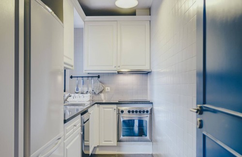 Alporchinhos Apartment | Vila Mourisca - Three Bedroom Apartment, Sleeps 10