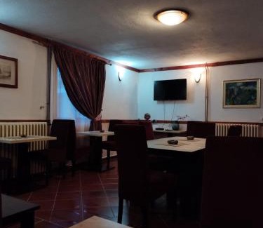 Kolasin Hotel | Vila Rakoč