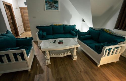 Brdo Apartment | Vila ZLATARSKA PAHULJA - apartman " BELE NOĆI "