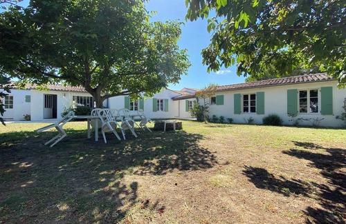 Saint-Clement-des-Baleines Villa | Villa du Clocher : Villa ideally located in Saint-Clément-des-Baleines
