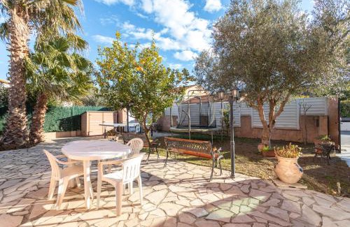 Saint-Hippolyte Villa | Villa Climatise Avec Grande Piscine