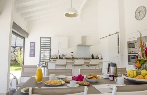 Saint-Francois Villa | Villa à St François G163A - 4 chambres piscine