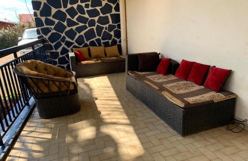 Yaounde Villa | VILLA ÉMERAUDE