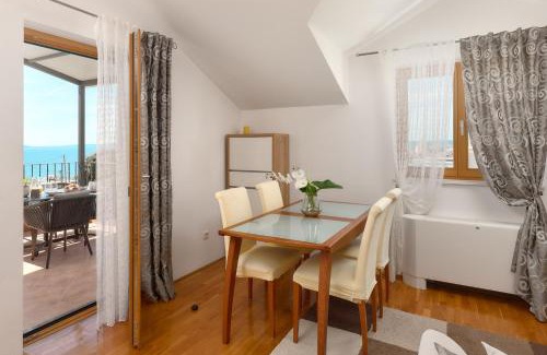Znjan Bed & Breakfast | Villa Žnjan - Sea view apartman
