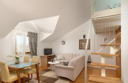 Znjan Bed & Breakfast | Villa Žnjan - Sea view apartman
