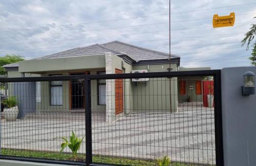 Maun Villa | Villa 13 Maun