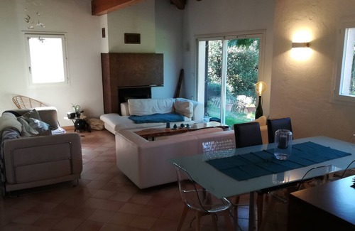 Alata House | Villa 180m2 with Jacuzzi, sea view with the calm of the countryside