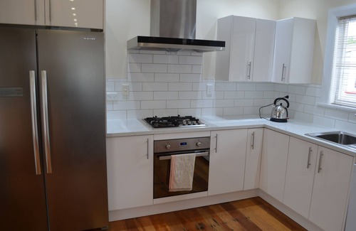 Solway House | Villa 185- New- Central Masterton- Free WiFi