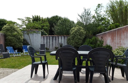 Le Bois-Plage-en-Re Villa | VILLA - 2 BEDROOMS GARDEN - TERRACE - BEAUTIFUL BEACHES - LE BOIS PLAGE - ILE DE RÉ
