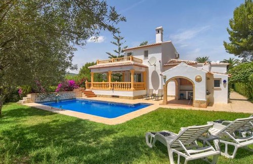 El Rafalet Villa | Villa ∙ 3 bedrooms ∙ 8 guests