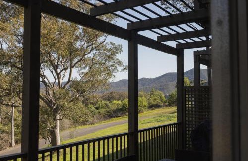 Pokolbin Villa | Villa 3br Tempranillo Villa located within Cypress Lakes Resort