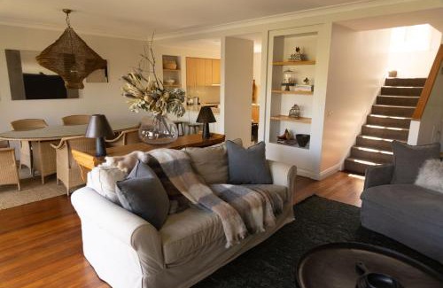 Pokolbin Villa | Villa 3br Tempranillo Villa located within Cypress Lakes Resort