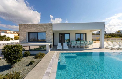 Pegeia Villa | Villa ∙ 5 bedrooms ∙ 10 guests