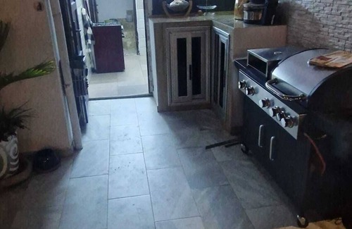 Saly Petite Cote Villa | Villa, 5 Chambres, Piscine, Terrasse Amenagée. Ideal Pour les Familles