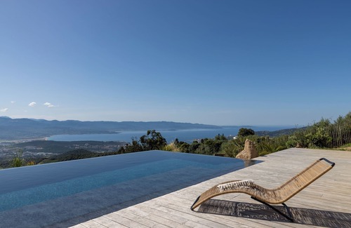 Alata Villa | Villa 6 bedrooms, swimming pool, moutains and sea view