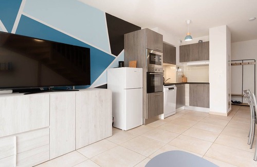 Serignan Villa | Villa 6 pers with garden in residence with pool