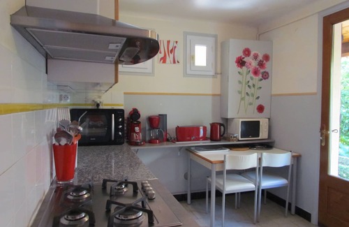 Cannes La Bocca Villa | Villa 600 m from the sea with large terrace on raised closed ground of 1000 m2