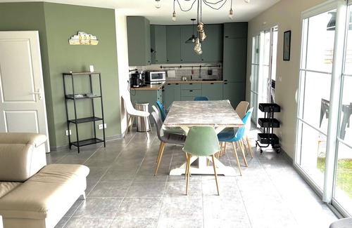 Saint-Denis-d'Oleron House | Villa 9 Couchages Plages Huttes Proche Phare Chassiron 150m de la Plage
