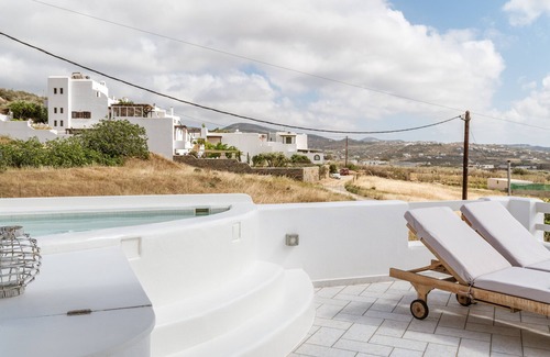 Agkidia Villa | Villa 'Aeolos Erato' with Sea View, Wi-Fi and Air Conditioning