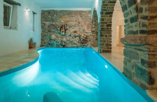 Paros Villa | Villa Aeolos with 2 private pools