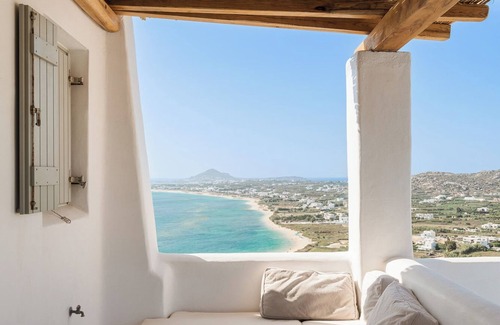 Maragas Villa | Villa Aggelos Is A Family Friendly, Pet Friendly Close To The Beach And To Town.