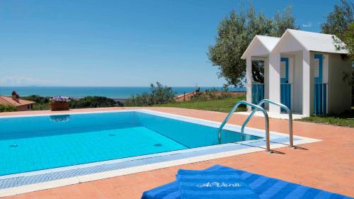 Corsanico Villa | VILLA AI VENTI 8, Emma Villas
