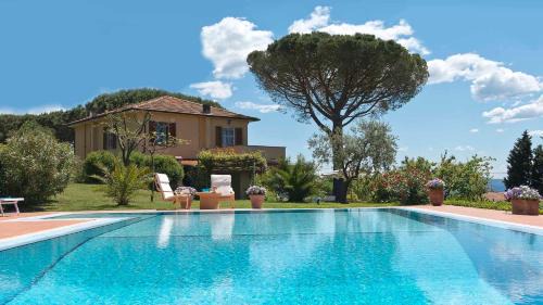 Corsanico Villa | VILLA AI VENTI 8, Emma Villas